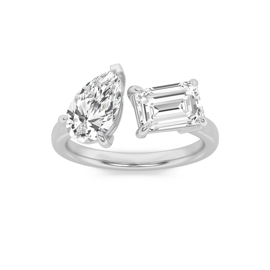 Emerald Shape Toi Et Moi Fashiion Ring lab grown diamond