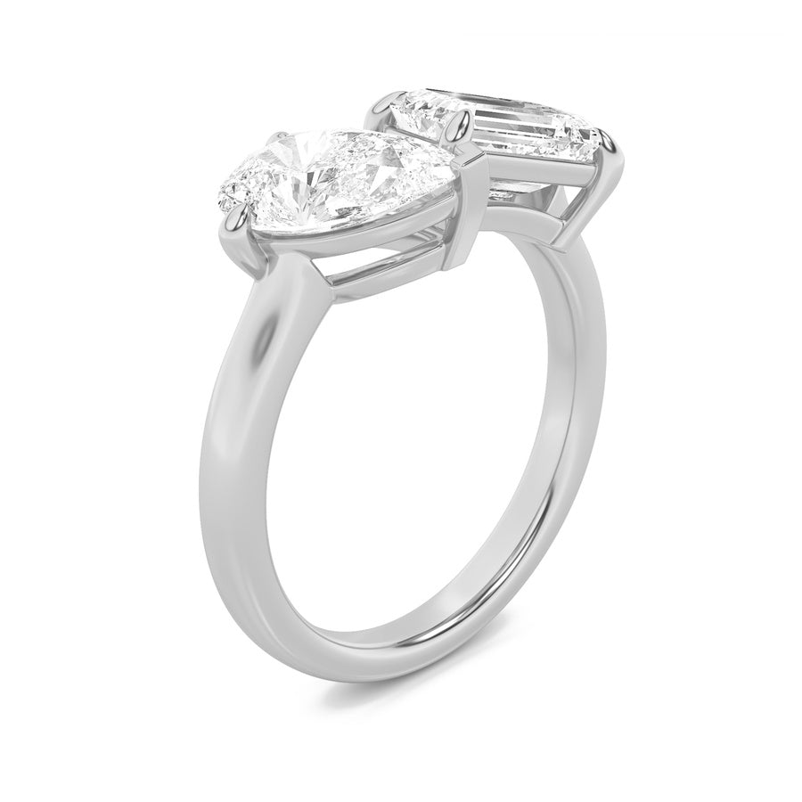 Emerald Shape Toi Et Moi Fashiion Ring lab grown diamond