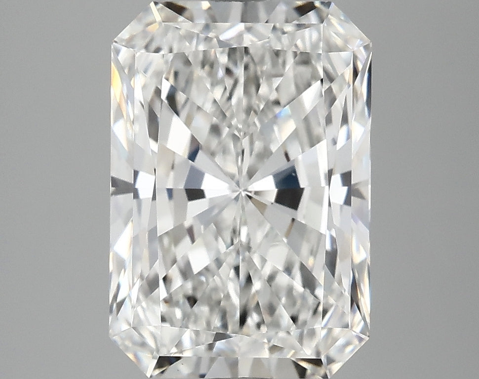 OROLEV Lab Grown Diamond Radiant 3.83 Carats - Certification No.779668056