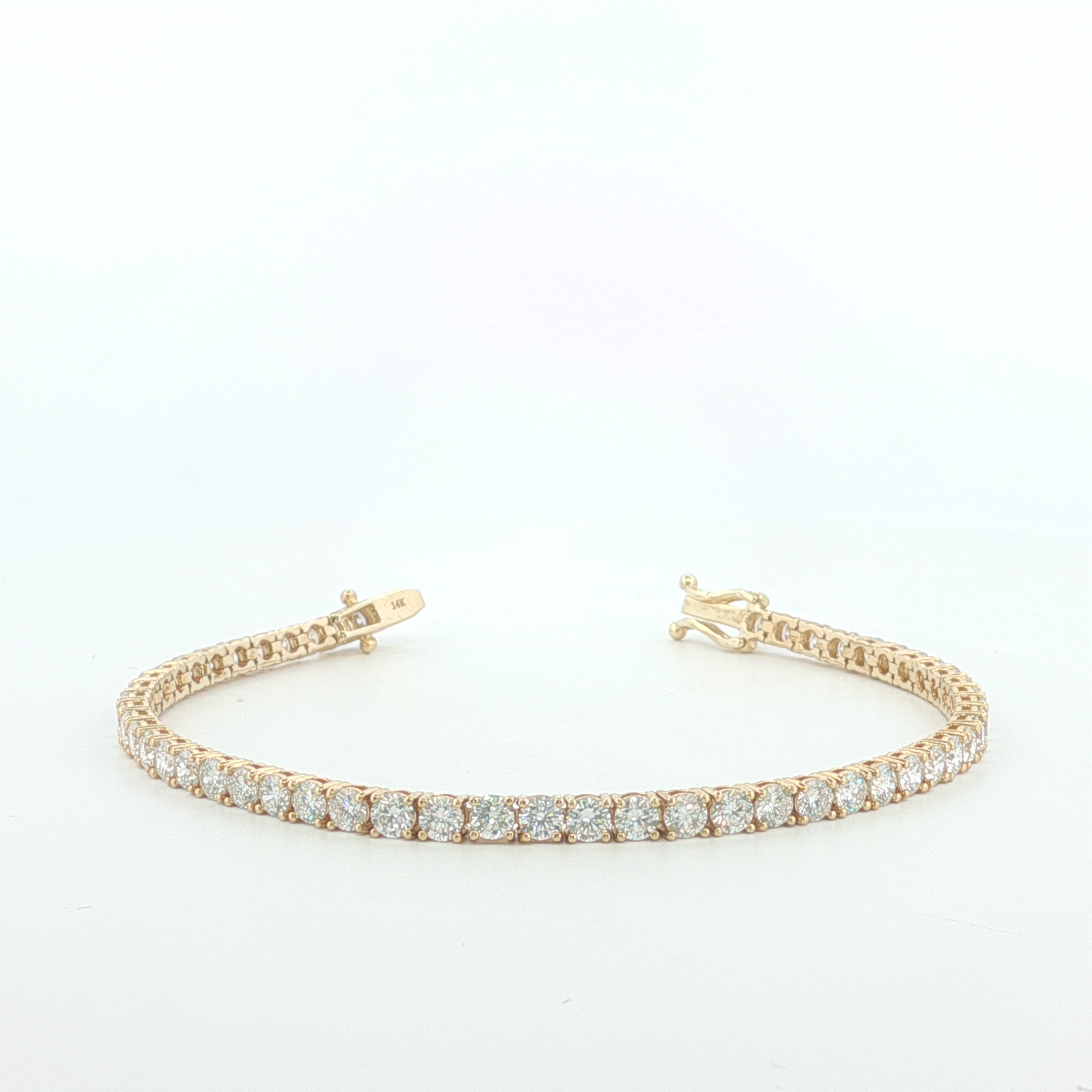 Tennis Bracelet — Round