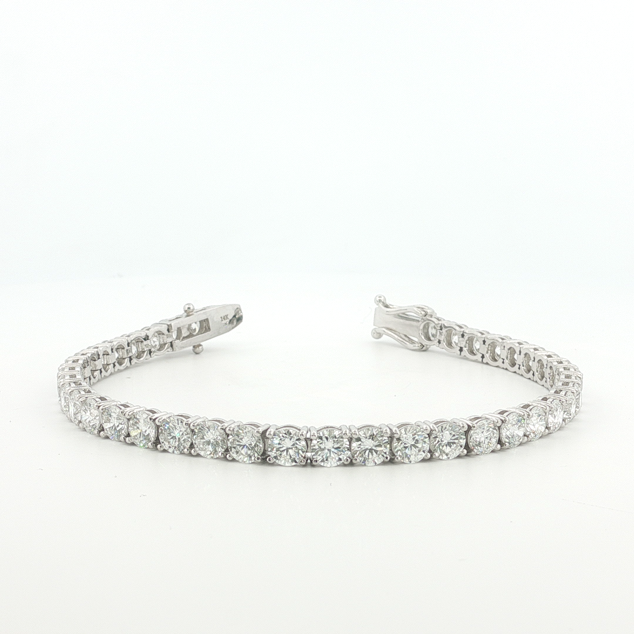 Tennis Bracelet — Round