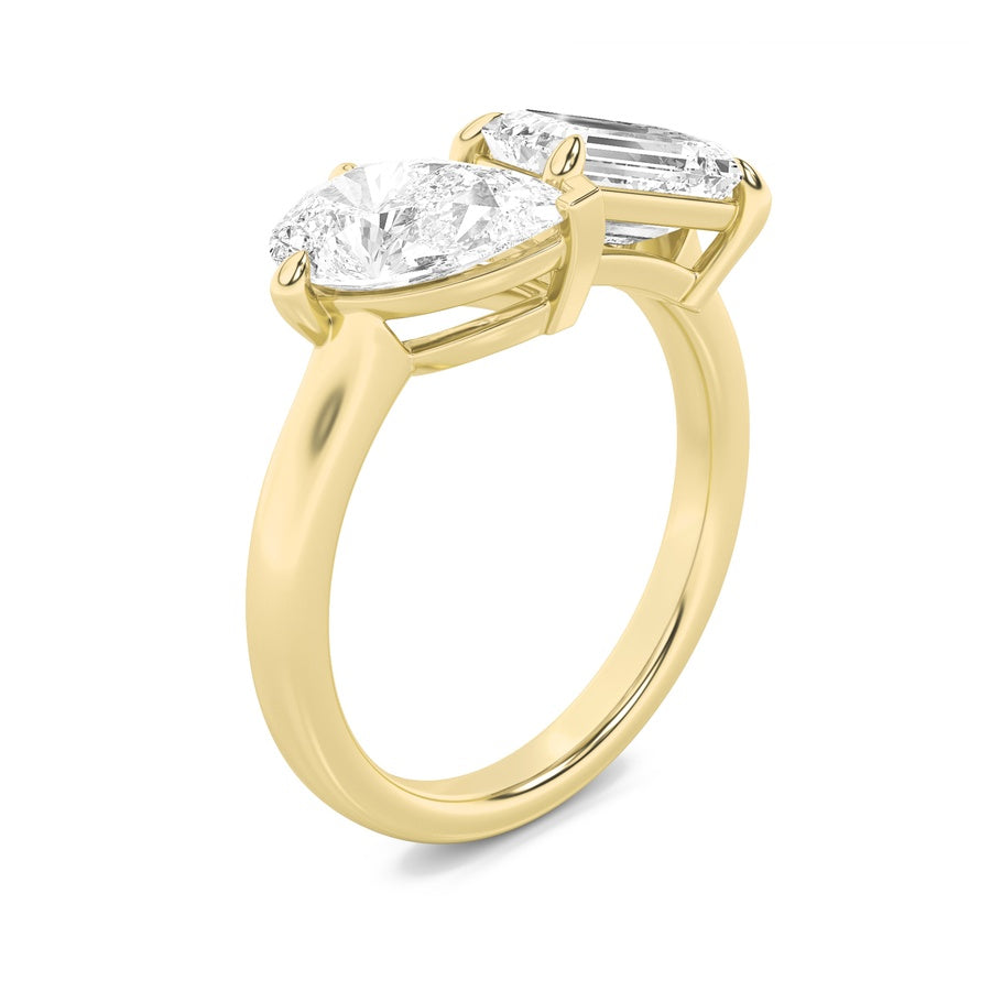 Emerald Shape Toi Et Moi Fashiion Ring lab grown diamond