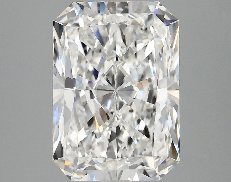 OROLEV Lab Grown Diamond Radiant 3.83 Carats - Certification No.780603059