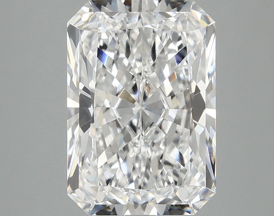 OROLEV Lab Grown Diamond Radiant 3.1 Carats - Certification No.755524566