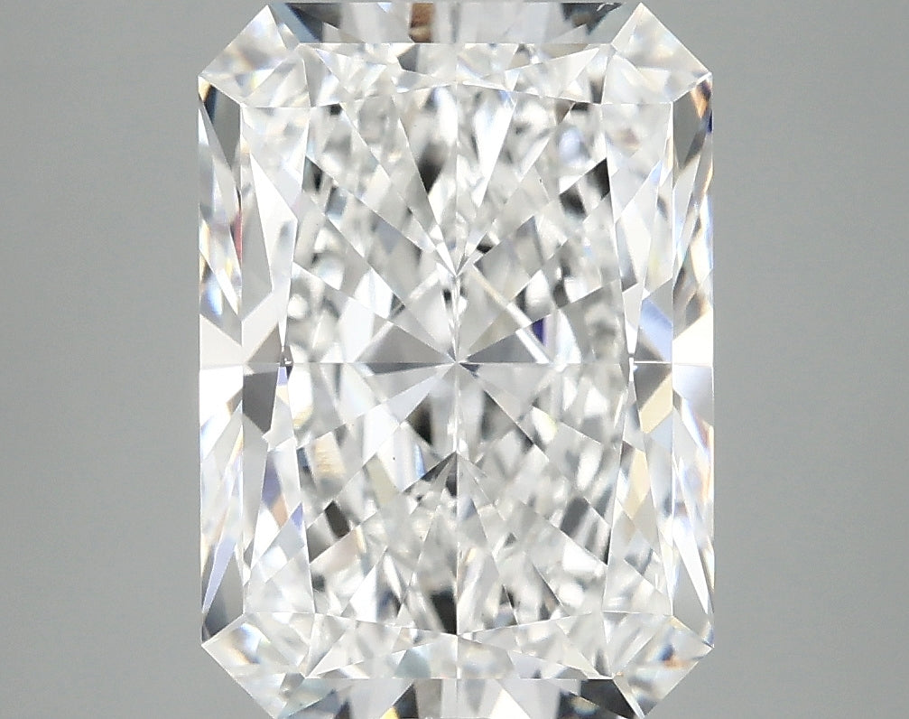 OROLEV Lab Grown Diamond Radiant 4.78 Carats - Certification No.786617815
